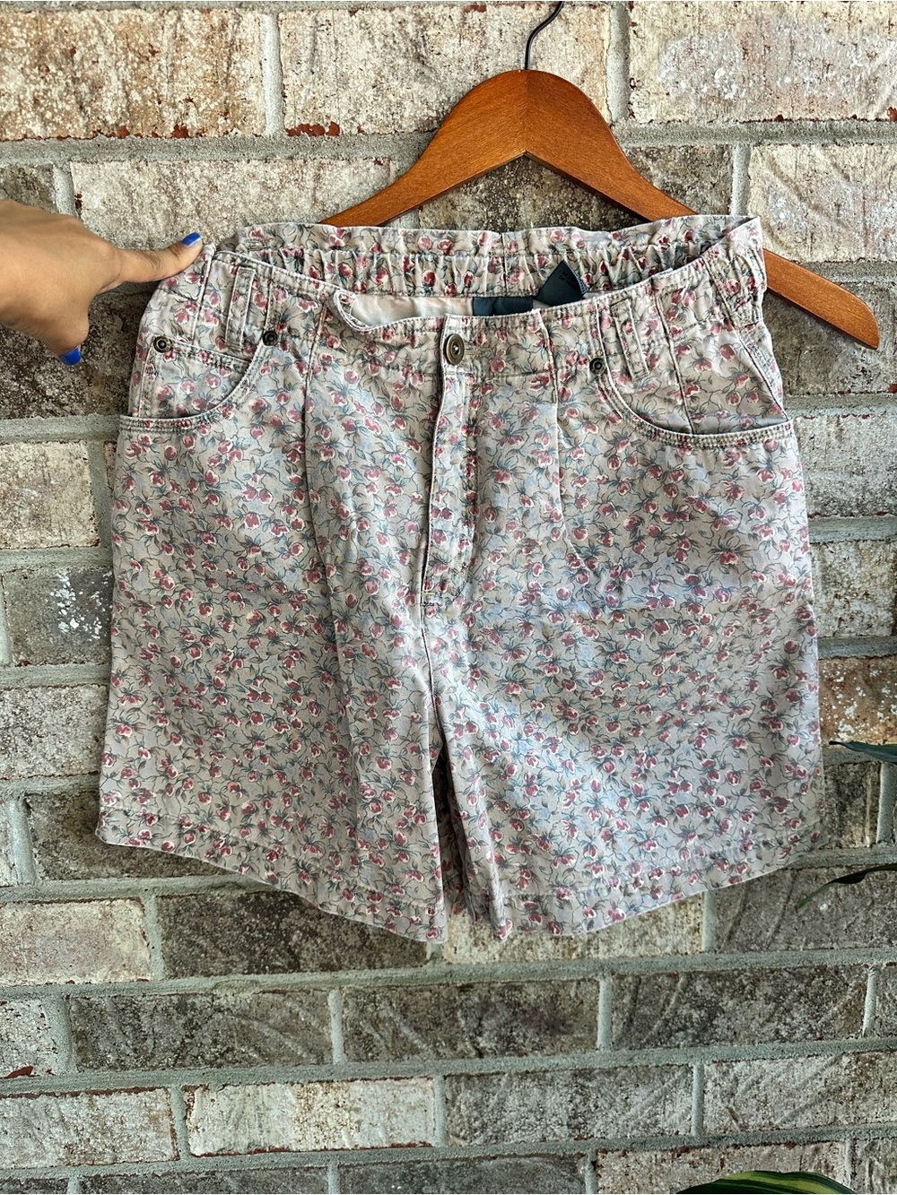 Vintage Cotton Liz Wear Women’s Floral Print Casual Shorts - Pink Floral